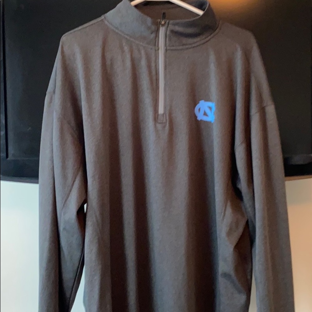 UNC TarHeels 1/4 Zip long sleeve